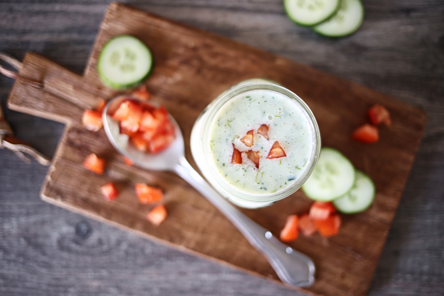 Kalte Buttermilch-Joghurt-Gurkensuppe - Pottgewächs