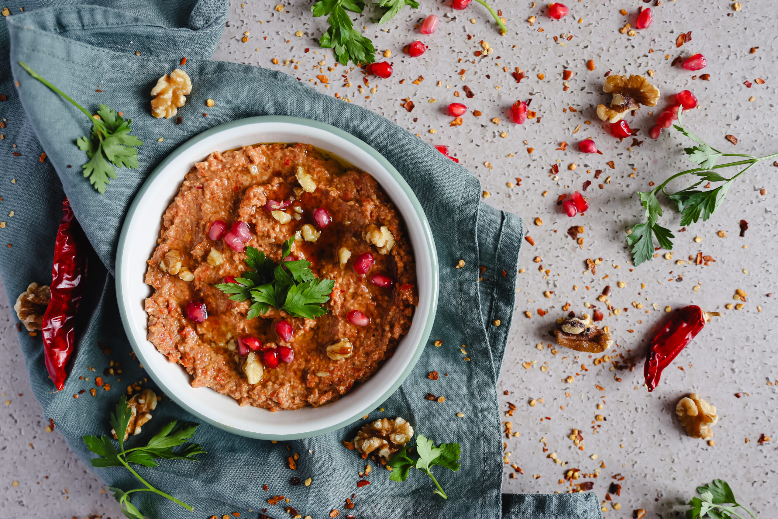 Muhammara - würziger Paprika Walnuss Dip - Pottgewächs